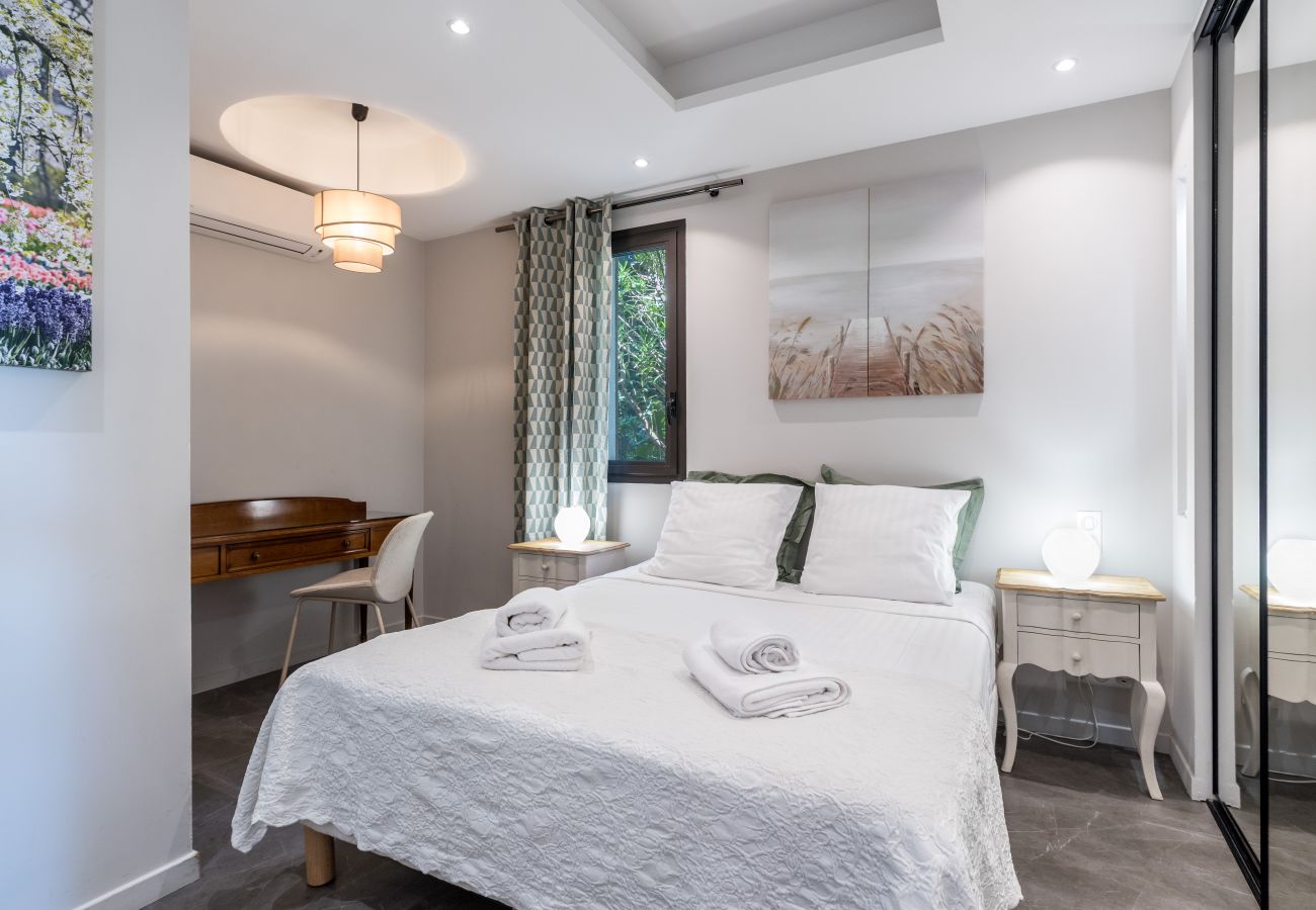 Appartement à Cannes - Adriana I  By Terry's Homes pieds dans l'eau