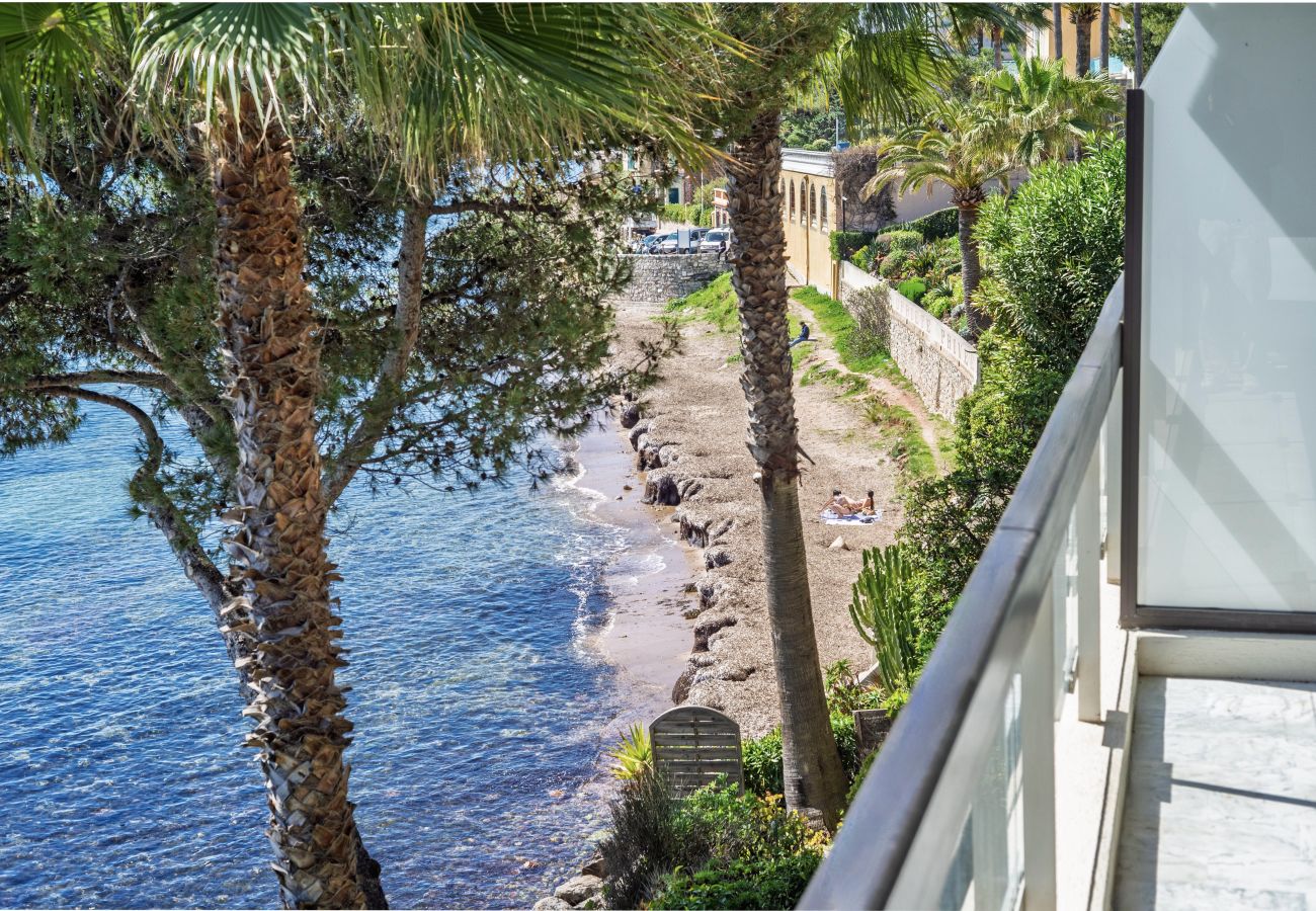 Appartement à Cannes - Adriana II By Terry's Homes pieds dans l'eau