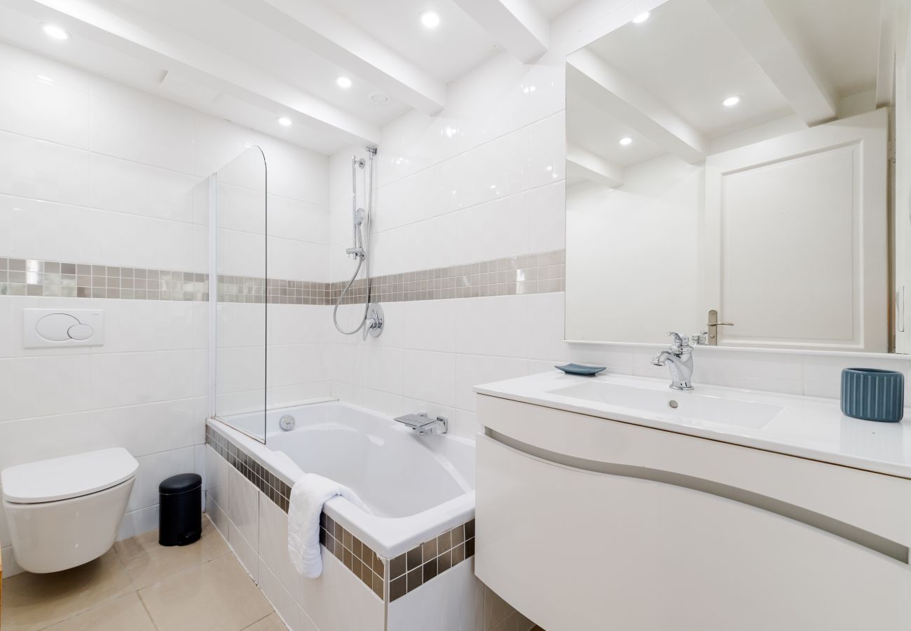 Villa à Cannes - La Valentine By Terry's Homes - Centre